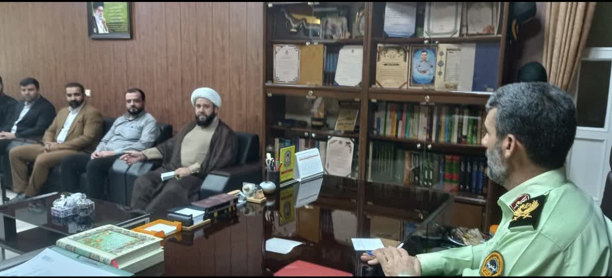تبیین دو اصل بنیادی «علم‌آموزی» و «شادی» در منظومه دینی، به تشریح دیدگاه اسلام